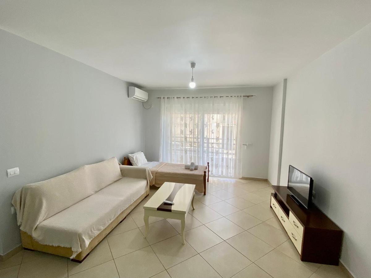 Evgenia'S Apartment Саранде Екстериор снимка
